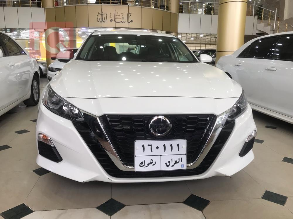 نيسان ألتيما
